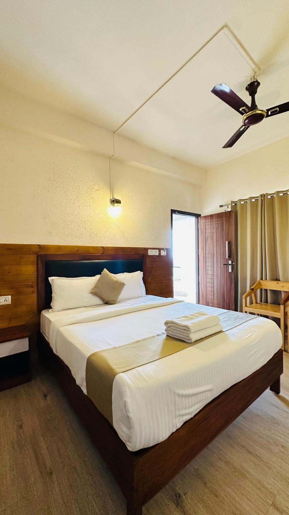 Wild Elephant Resort Kallar Vattiyar Екстер'єр фото